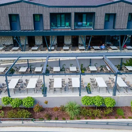 Plivsko Jezero Hotel 3*