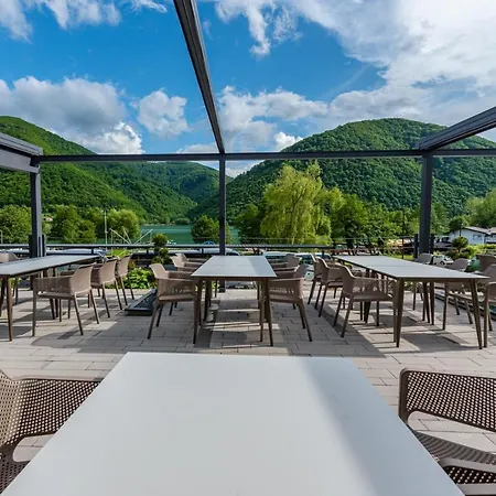 Hotel Plivsko Jezero 3*